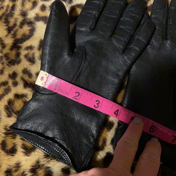 Super-soft black leather gloves w/plush fur-like lining (slim fit, size M) - Picture 5 of 6
